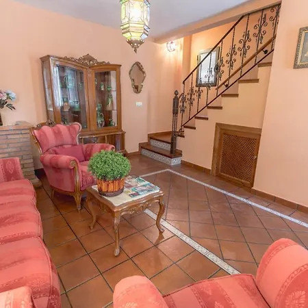 Balcones Con Encanto - Vistas Al Conjunto Monumental Patrimonio De La Humanidad